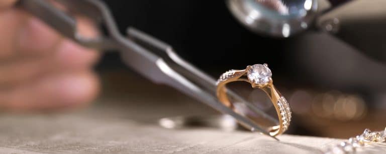 Read more about the article Design an engagement ring in 6 simple steps