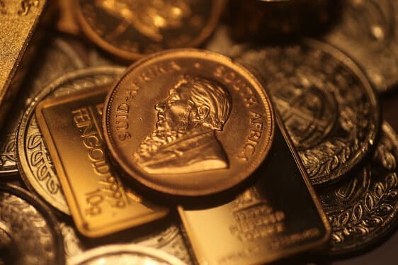 Read more about the article When is the Best Time to Invest in Gold?